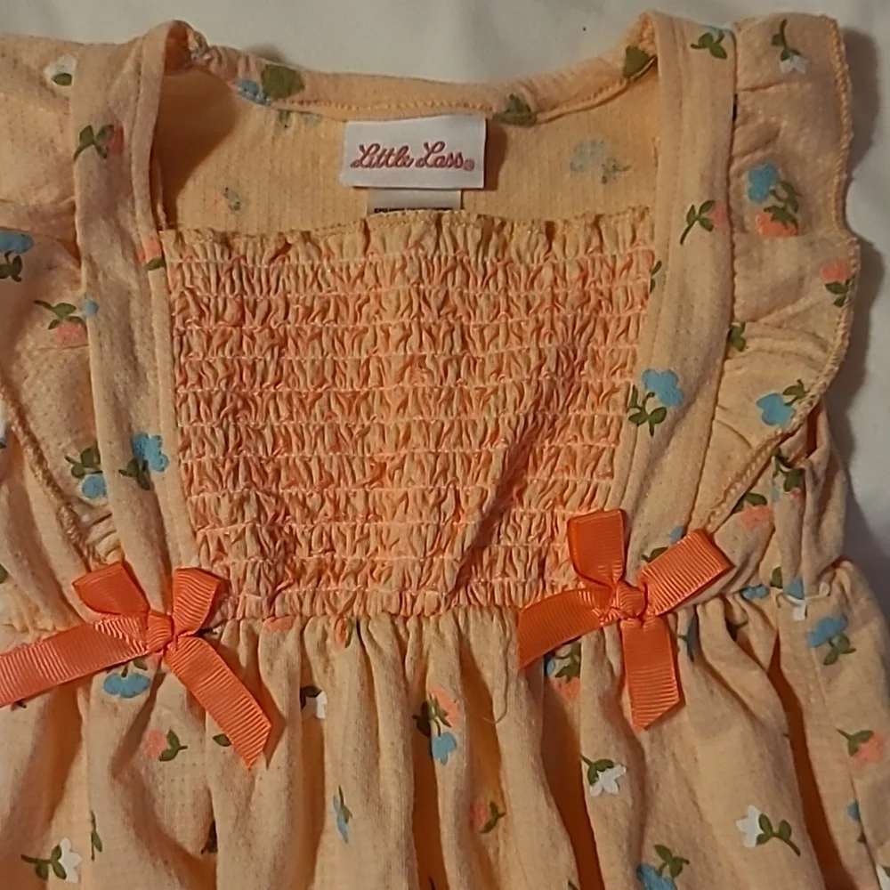 Little Lass* Smocked Front Dress* Peach/Floral Print* Sz 18 mo